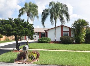 10365 Greenbriar Ct, Boca Raton, FL 33498