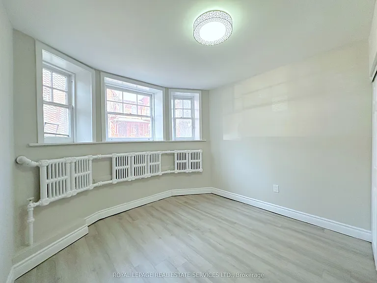 7 Glen Rd #2 — Photo 6