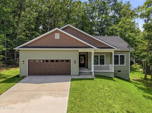 123 Lakewood Dr, Crossville, TN 38558