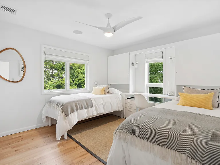 50 Terry Dr — Photo 13