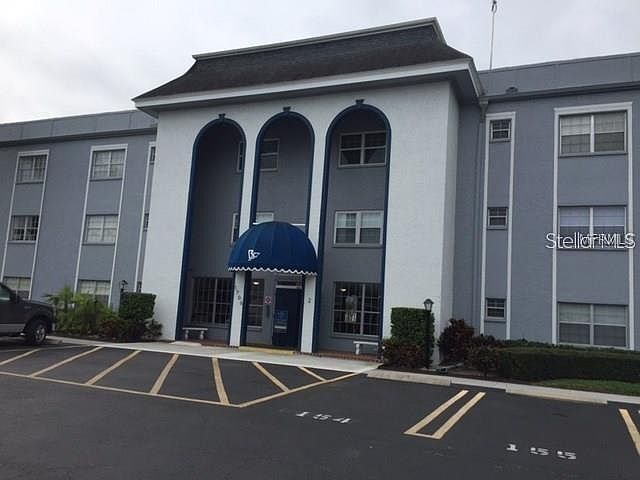 1st image of 1706 Belleair Forest Dr APT 318