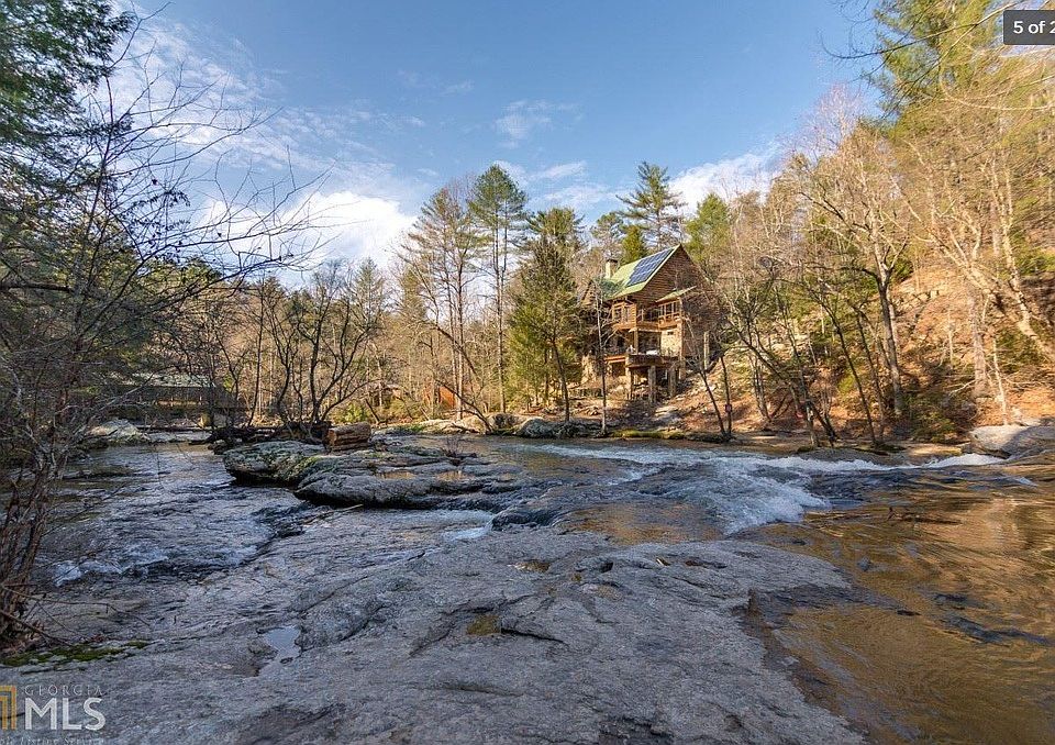 1st image of 96 Blackberry Falls Ct