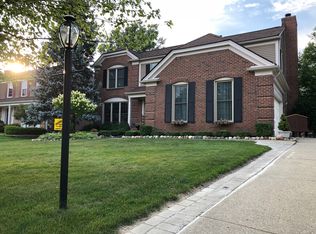 2362 Pleasant View Dr, Rochester Hills, MI 48306
