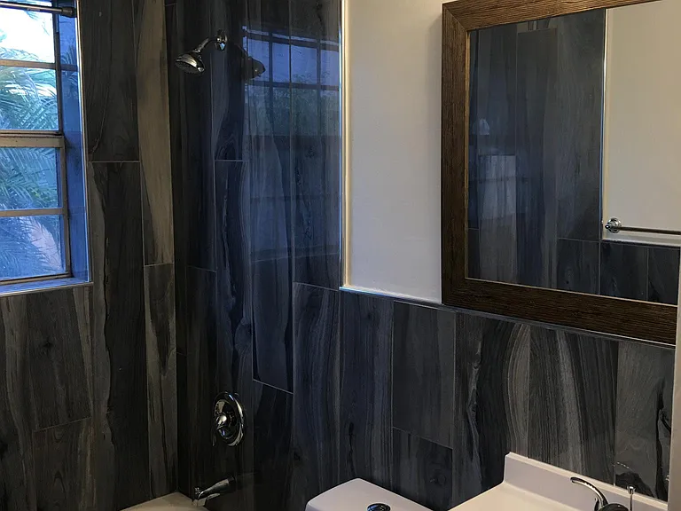 558 Holly Dr #1 — Photo 5