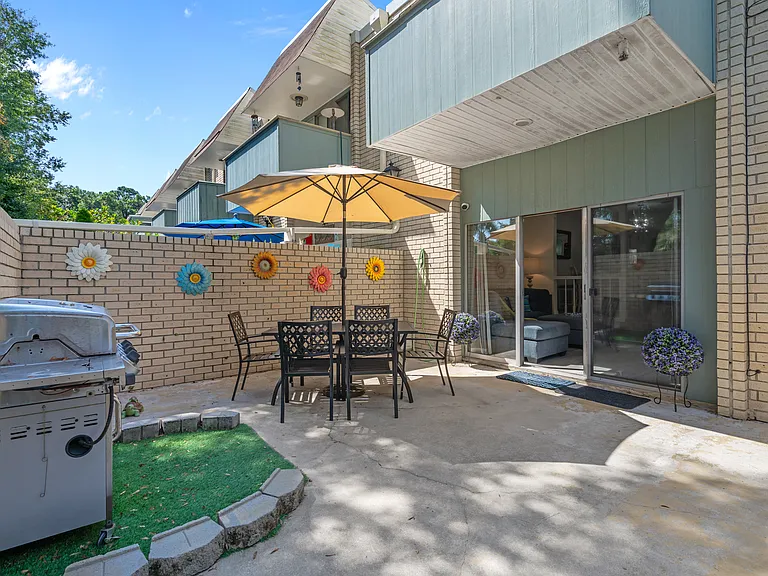 4701 N Kings Hwy #10 — Photo 21