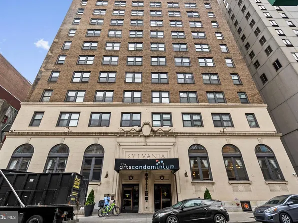 1324 Locust St APT 203, Philadelphia, PA 19107