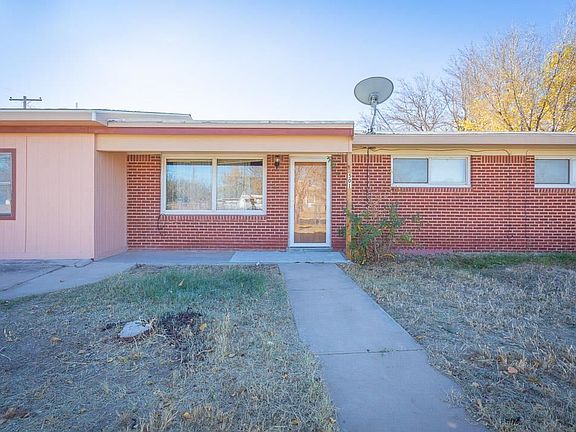 2nd image of 501 S Aspen Ave