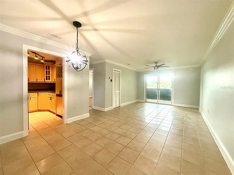 926 Lake Destiny Rd #F — Photo 5