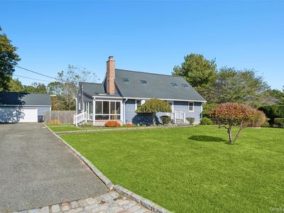 15 Cedar Street, Center Moriches, NY, 11934