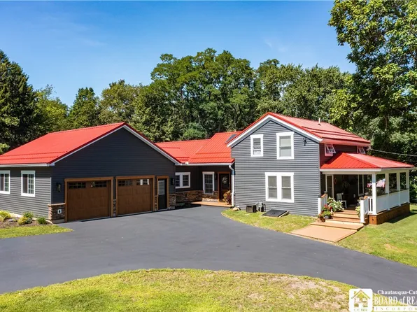 30 Oak St, Westfield, NY 14787