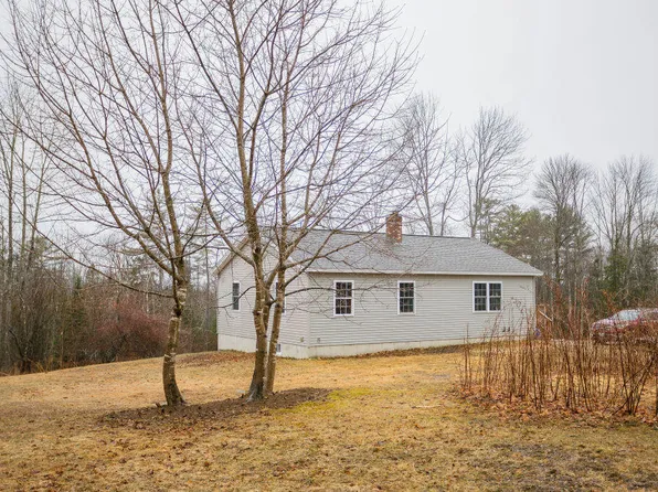 119 School Street, Weld, ME 04285