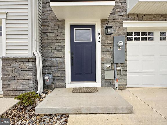 2nd image of 1904 Bellac Way