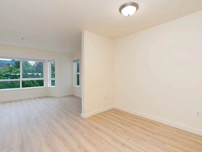 Pickering Place Apartments — Photo 10