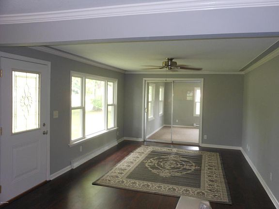 4th image of 16612 80th Ave