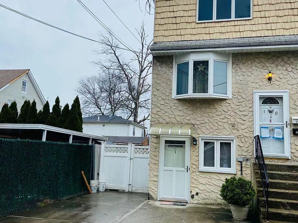 1st image of 10 Clawson St #A