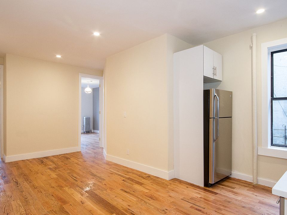 1st image of 1140 President St APT 4P