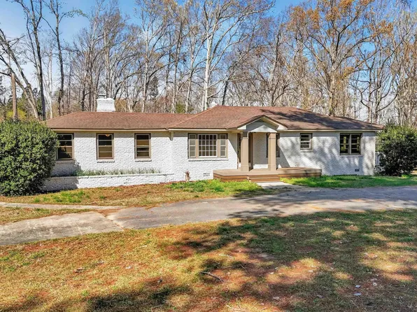 612 Skippers Lodge Rd, Cross Hill, SC 29332