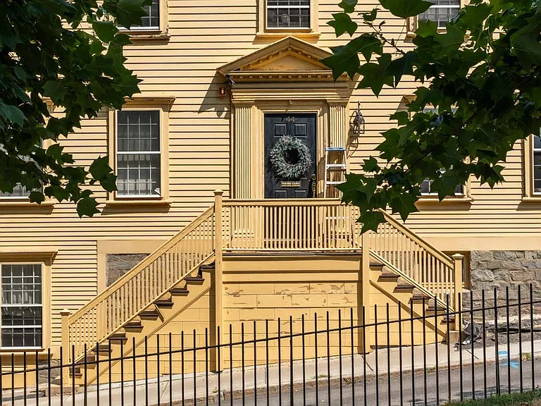 Station Row Apartments — Photo 34
