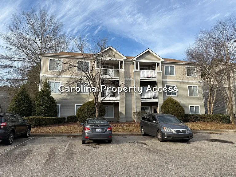 1401 Collegiate Cir #202 — Photo 25