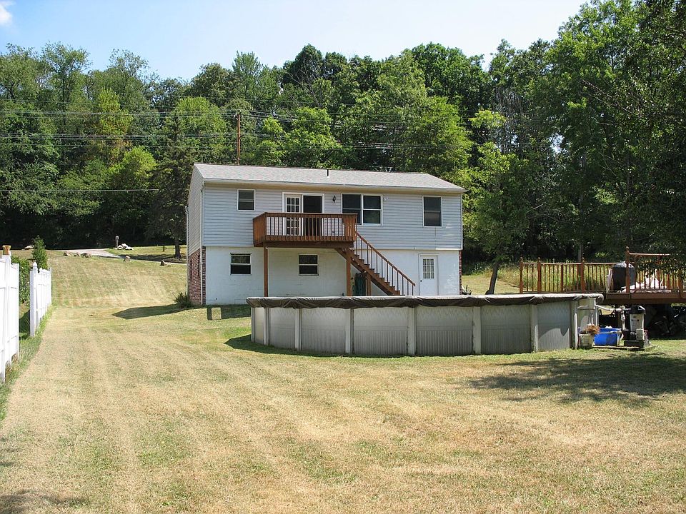 2nd image of 5569 Gibson Rd