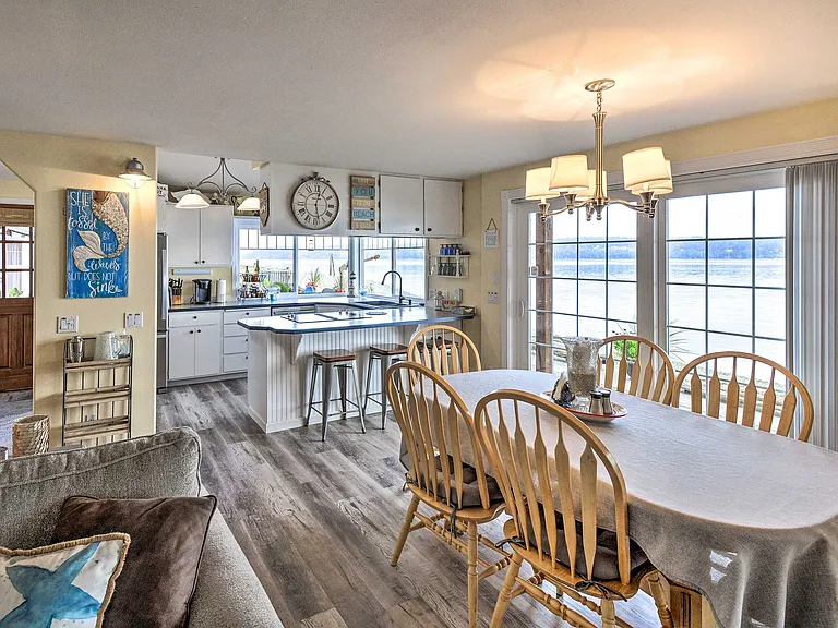 9946 Johnson Point Rd NE — Photo 9