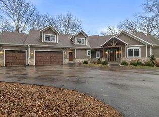 11915 208th Ave, Bristol, WI 53104