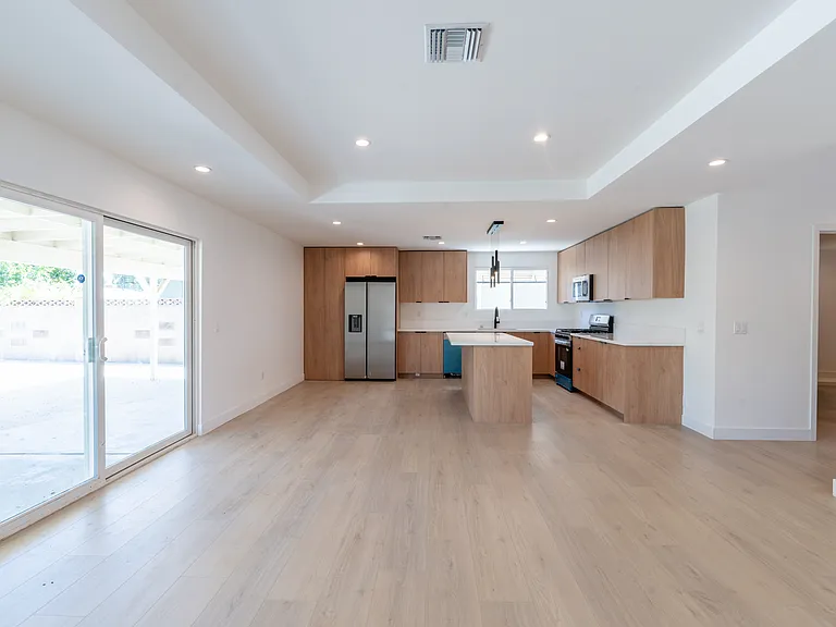 6644 Platt Ave — Photo 13