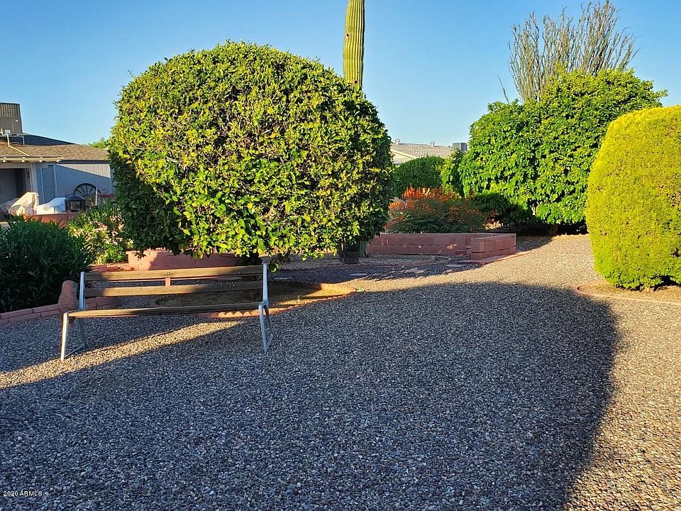 2nd image of 10336 W Willowcreek Cir