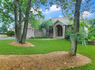 12430 Breezefield Cir, Roscoe, IL 61073