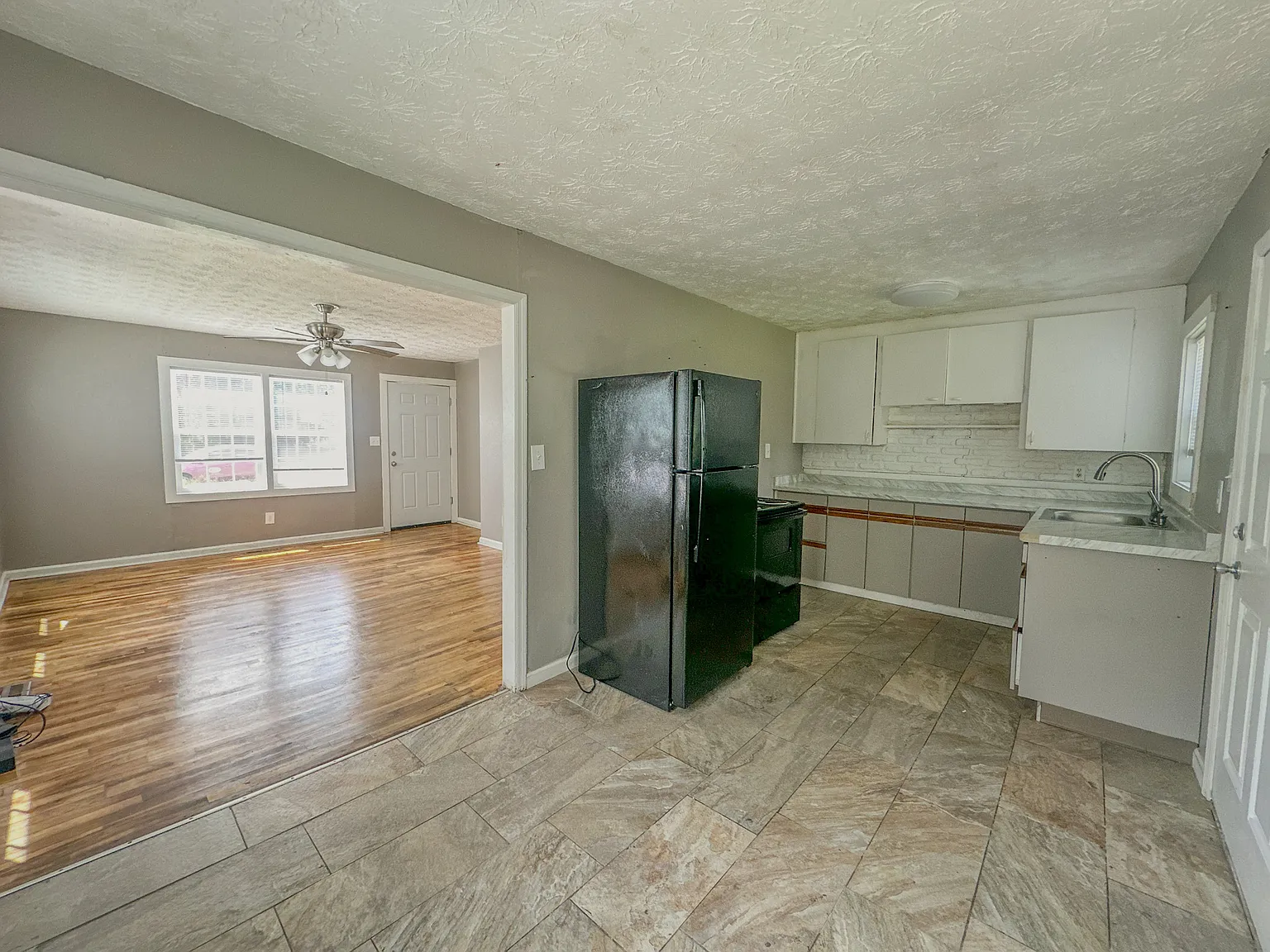 804 East Cranford Avenue - 1 — Photo 4