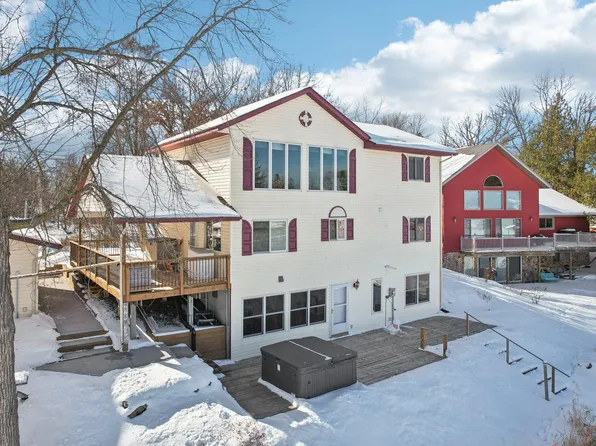 805 Park Dr, Balsam Lake, WI 54810