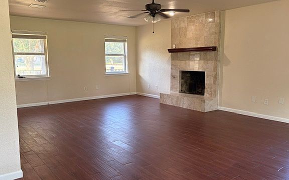 4th image of 13980 Red Wood Cir S
