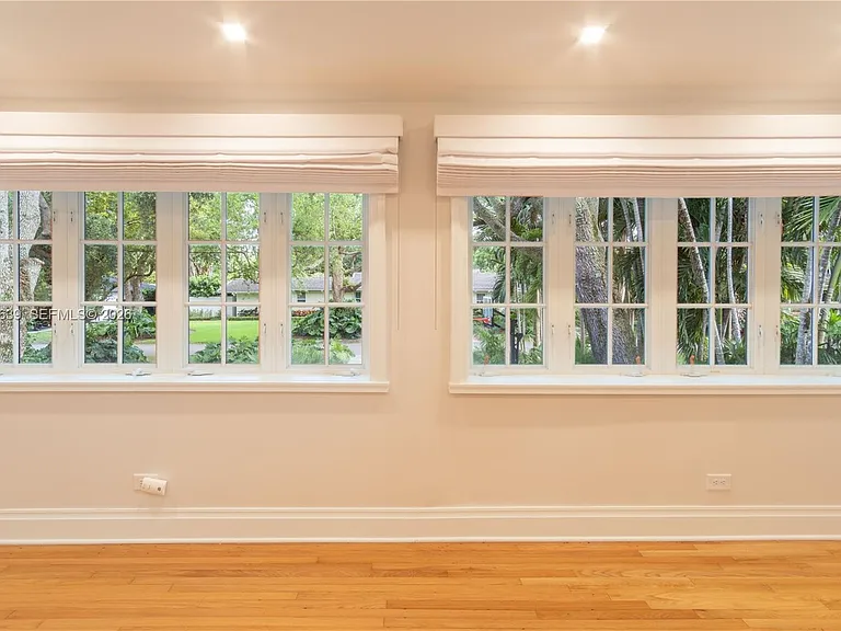 1257 Mariola Ct — Photo 43
