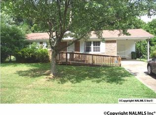 3002 Mountain Park Cir NW, Huntsville, AL 35810