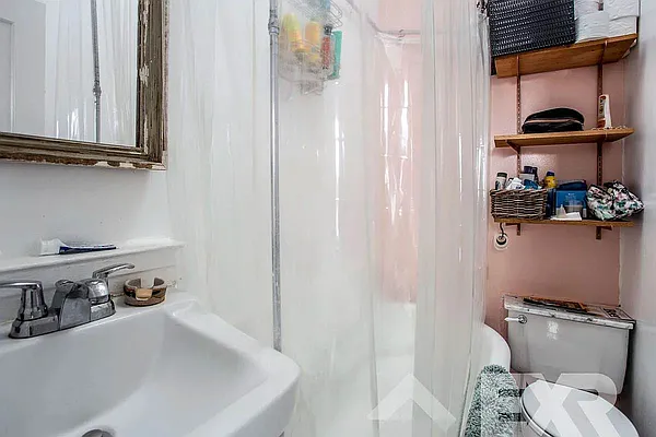 Rented by EXR | media 23