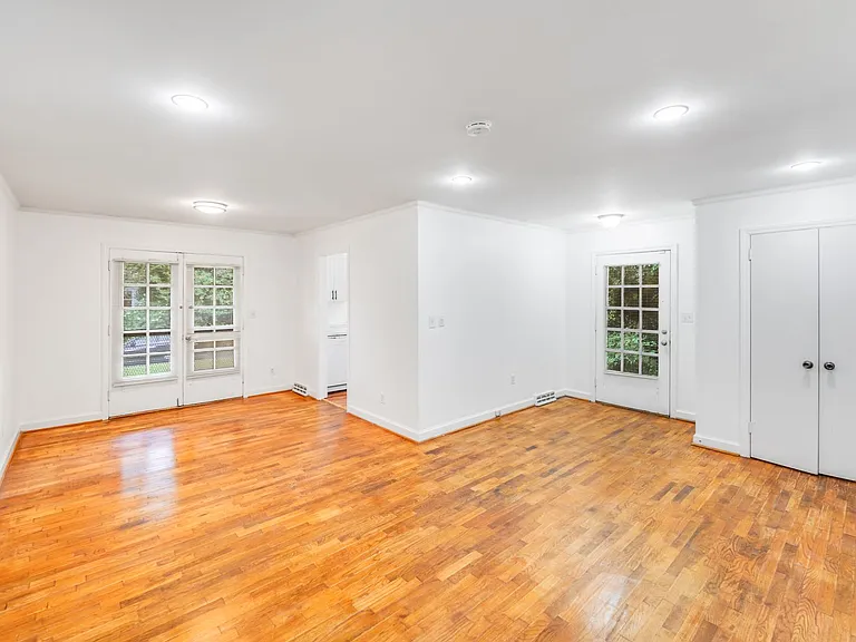 405B W Harvie Ave — Photo 3