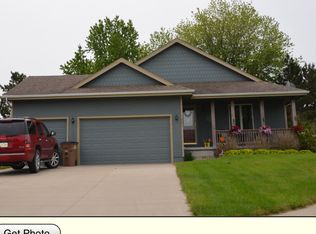 401 Maple Ct, Runnells, IA 50237