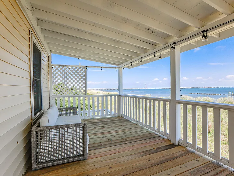 1282 W Ocean View Ave #UP — Photo 57
