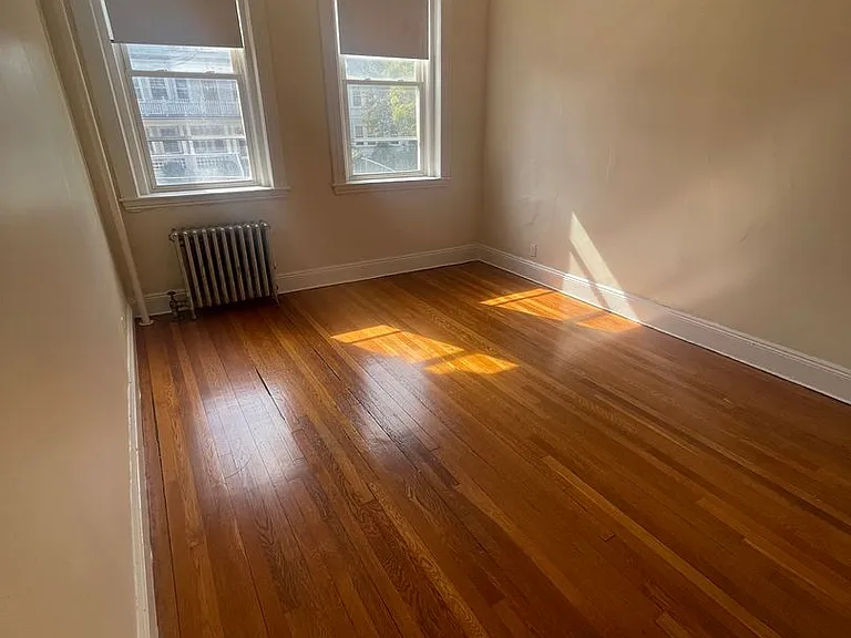 133 N Washington St #37 — Photo 4