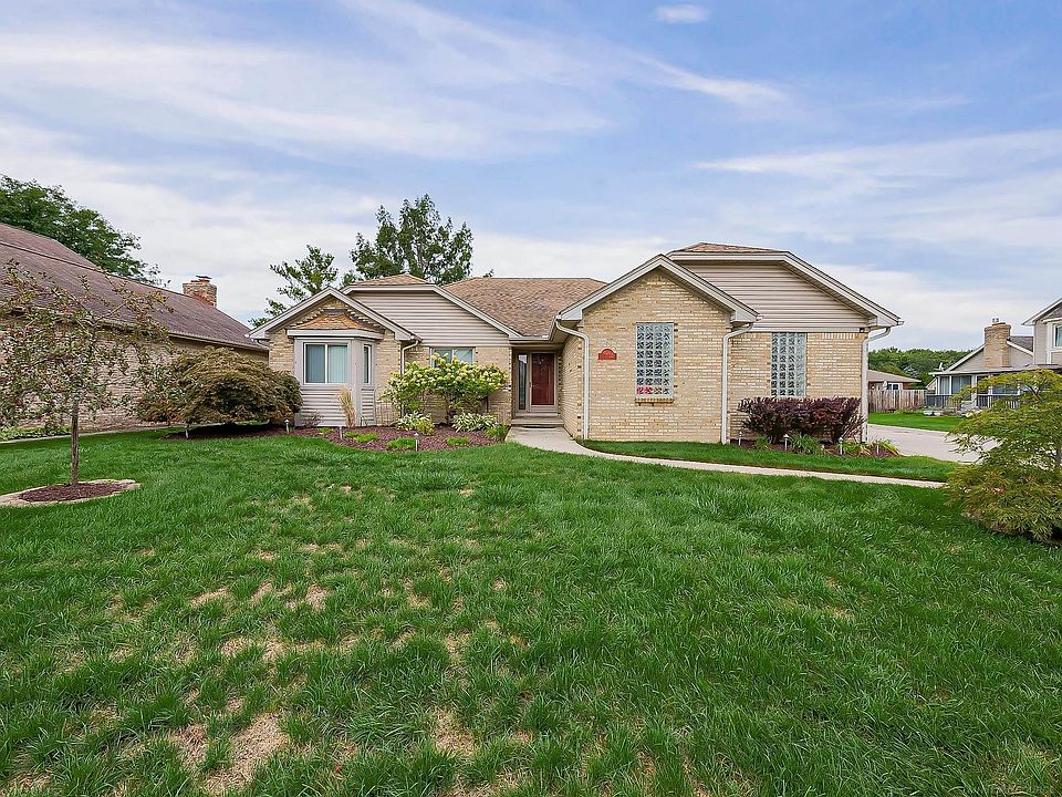 1st image of 33785 Farmview Ln