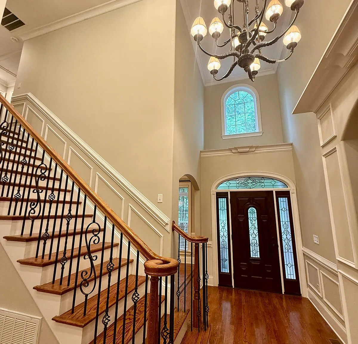 5 bed, 4.0 bath, 2750 sqft, $2,950 — Photo 4