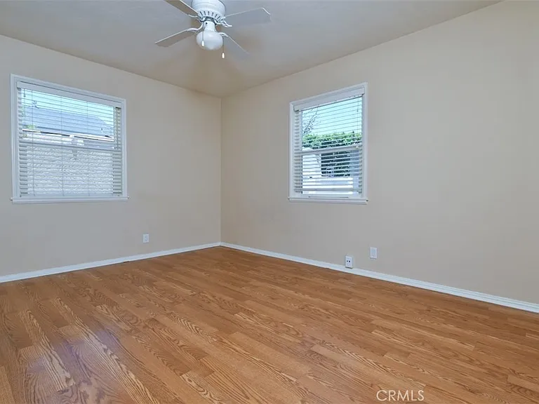 14334 1/2 Tiara St — Photo 14