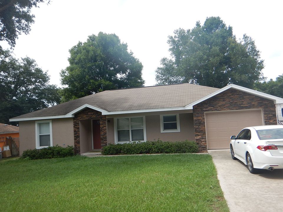 1st image of 8535 SE 156th St
