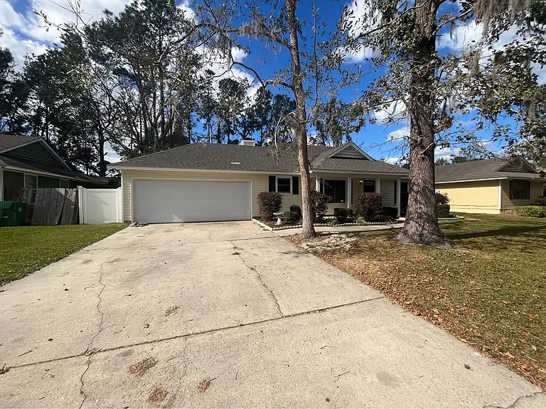 3212 Tyndall Dr — Photo 1
