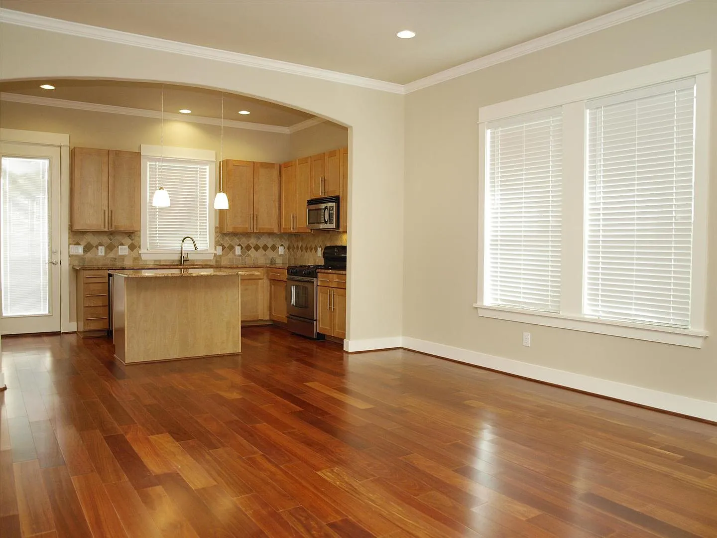 4514 Depew Avenue — Photo 3