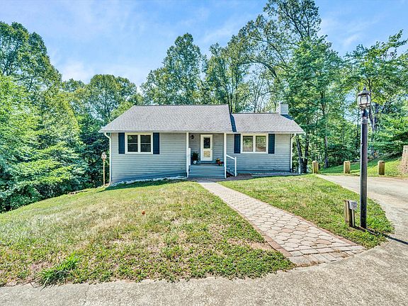 2nd image of 179 Morningwood Ln