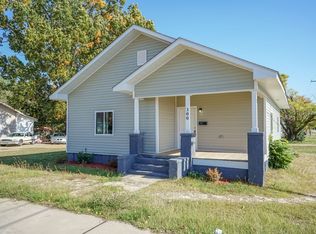 300 N Clinton Ave, Dunn, NC 28334