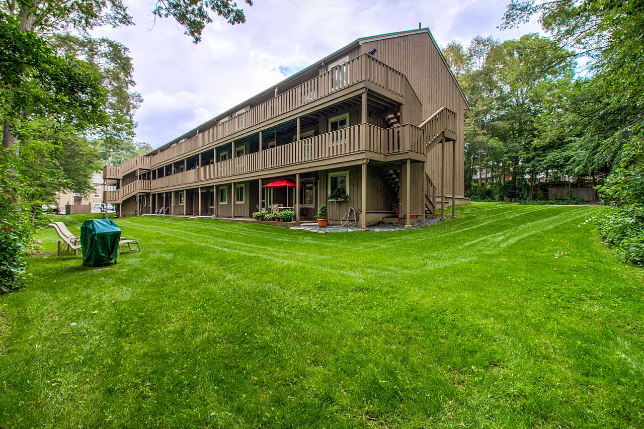 Meshanticut House — Photo 2