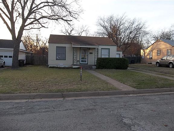 2nd image of 4928 Gilbert Dr