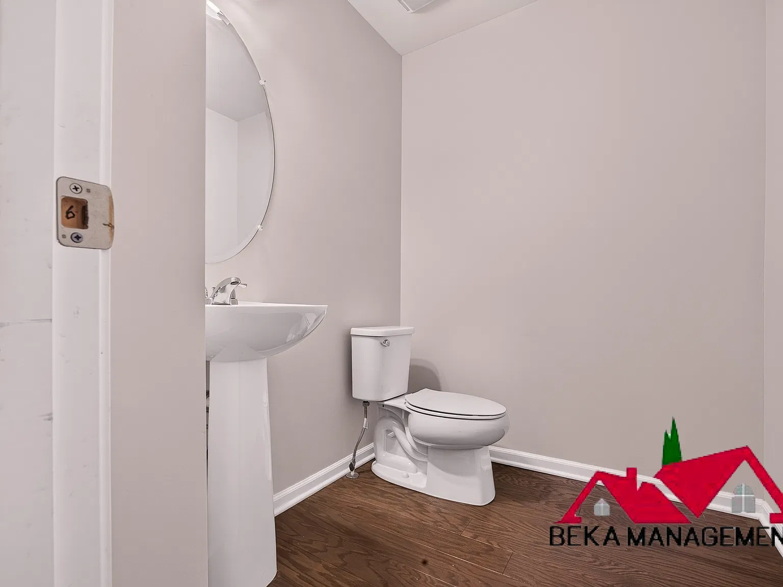 2 bed, 2.5 bath, 1938 sqft, $2,250 — Photo 4